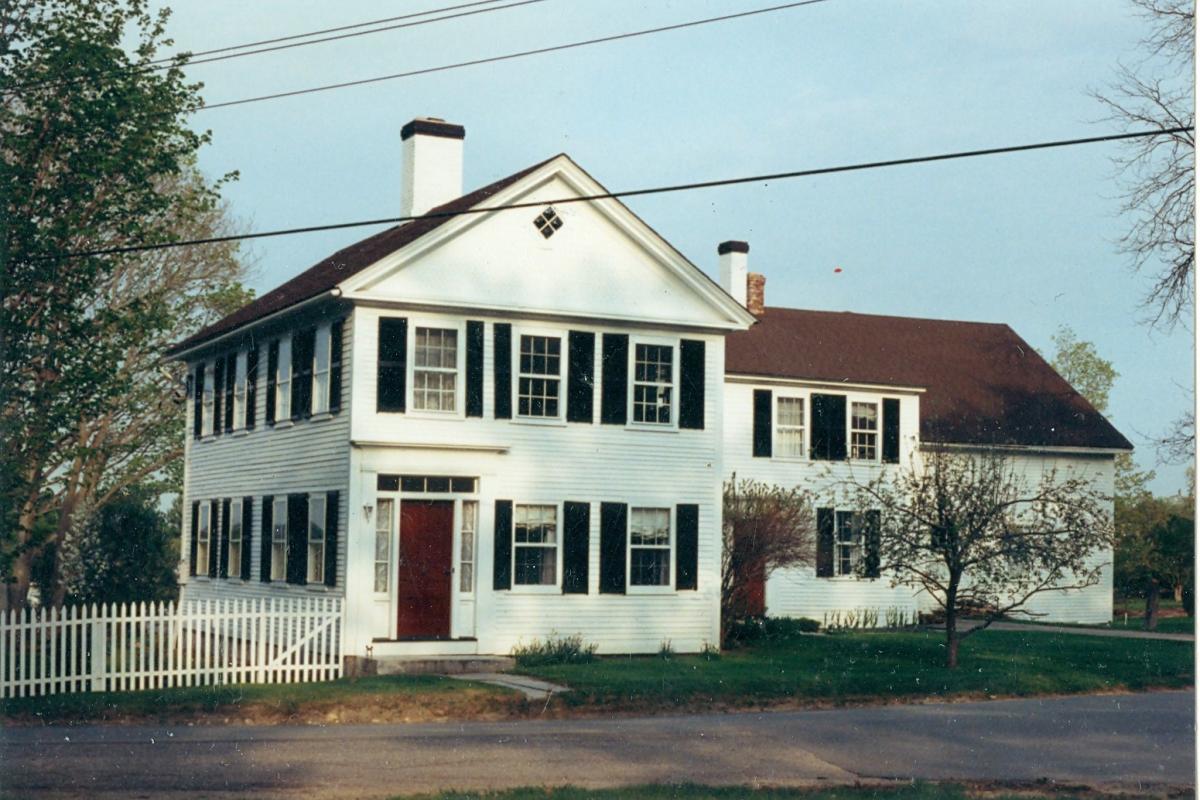 Common 22, Whitney House, 1993 NW