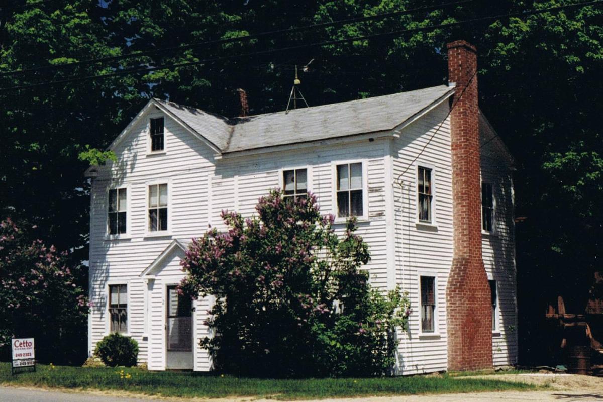 Common 2, Donnelly House, 1993 SW